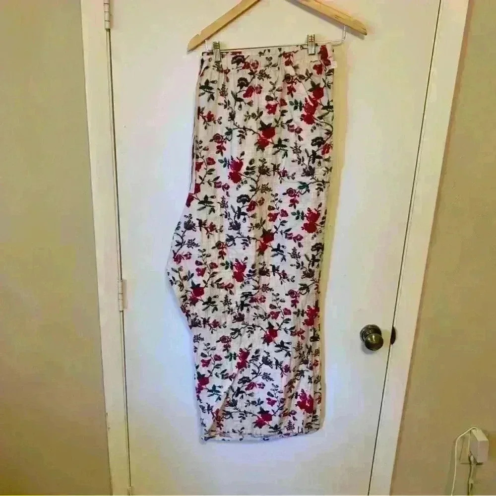 Plus Size Lane Bryant Cacique Floral Sleep Pants Size 34/36